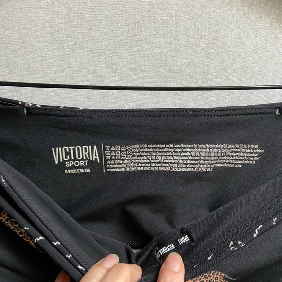 Victoria Secret Leopard sports bra and leggings set Sz S - Picture 9 of 14